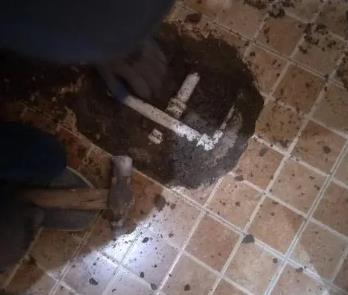 平川卫生间漏水维修公司为您分享下卫生间渗水如何处理及注意事项