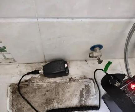 平川屋顶漏水维修公司分享下卫生间漏水的危害及解决方法